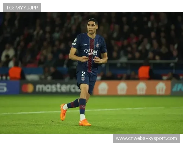 巴黎圣日耳曼成非洲杯决赛赢家，姆巴耶阿什拉夫直接对话