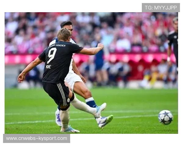 拜仁凯恩兜射死角瞬间：技术统计印证射术巅峰